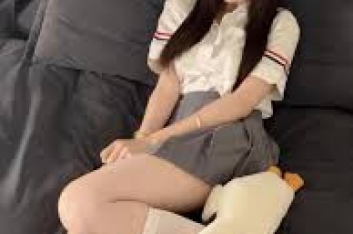 微博封杀“吃瓜少女张小寒”揭露娱乐圈隐私侵犯现象